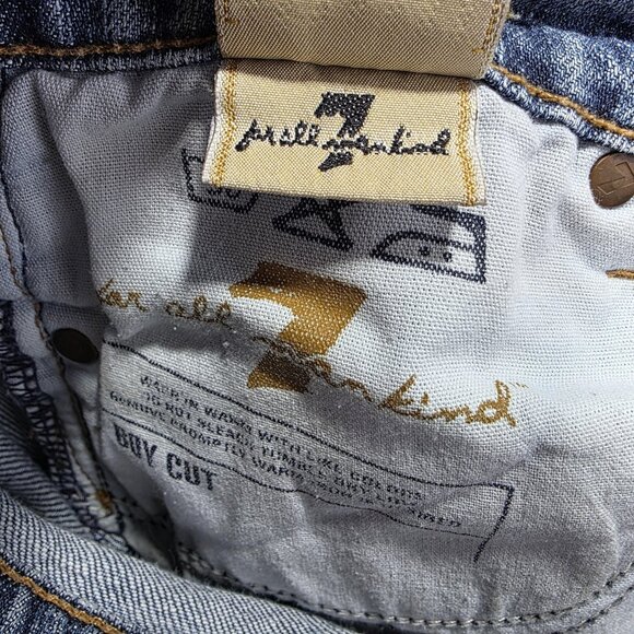 7 For All Mankind Jeans Womens 27 Light Wash Boy Cut Made in USA U144055U-055U - Picture 8 of 13